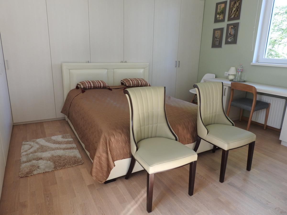 Vienibas Prospekts 6 Apartment Jurmala Bagian luar foto